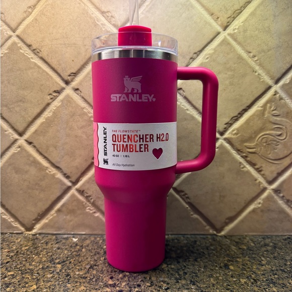 Stanley 40 oz Stainless Steel H2.0 FlowState Quencher
Tumbler in Cosmo Pink - Picture 2 of 5